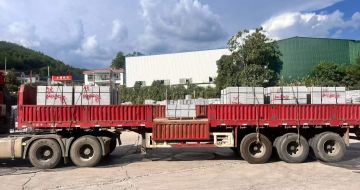 济南 芝麻灰花岗岩地铺石出货日常