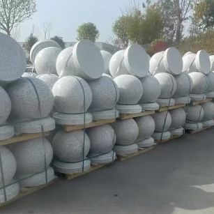 济南 白麻花岗岩石材圆球，石球，挡车球，隔离球，景观石球，风水球等