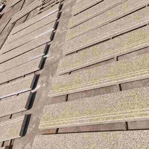 济南 黄金麻花岗岩光面楼梯踏步