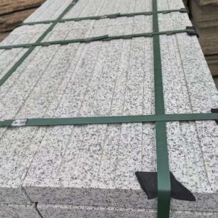 济南 白麻花岗岩直行盲道石，盲条，地铺石