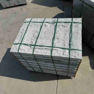 济南 白麻花岗岩石材自然面蘑菇石成品