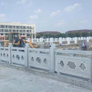 济南 白麻花岗岩荔枝面河道栏杆