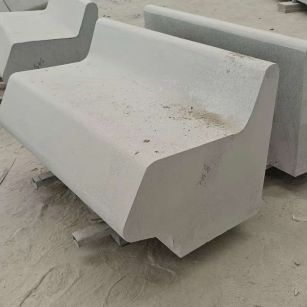 济南 芝麻白花岗岩异形坐凳，石凳