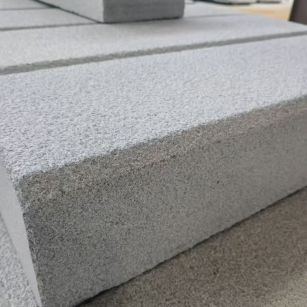 济南 芝麻灰荔枝面路沿石