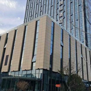 济南 黄金麻花岗岩外墙干挂