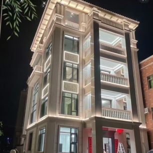 济南 芝麻白花岗岩别墅外墙夜间效果