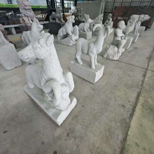 济南 芝麻白花岗岩造型立体雕刻——十二生肖