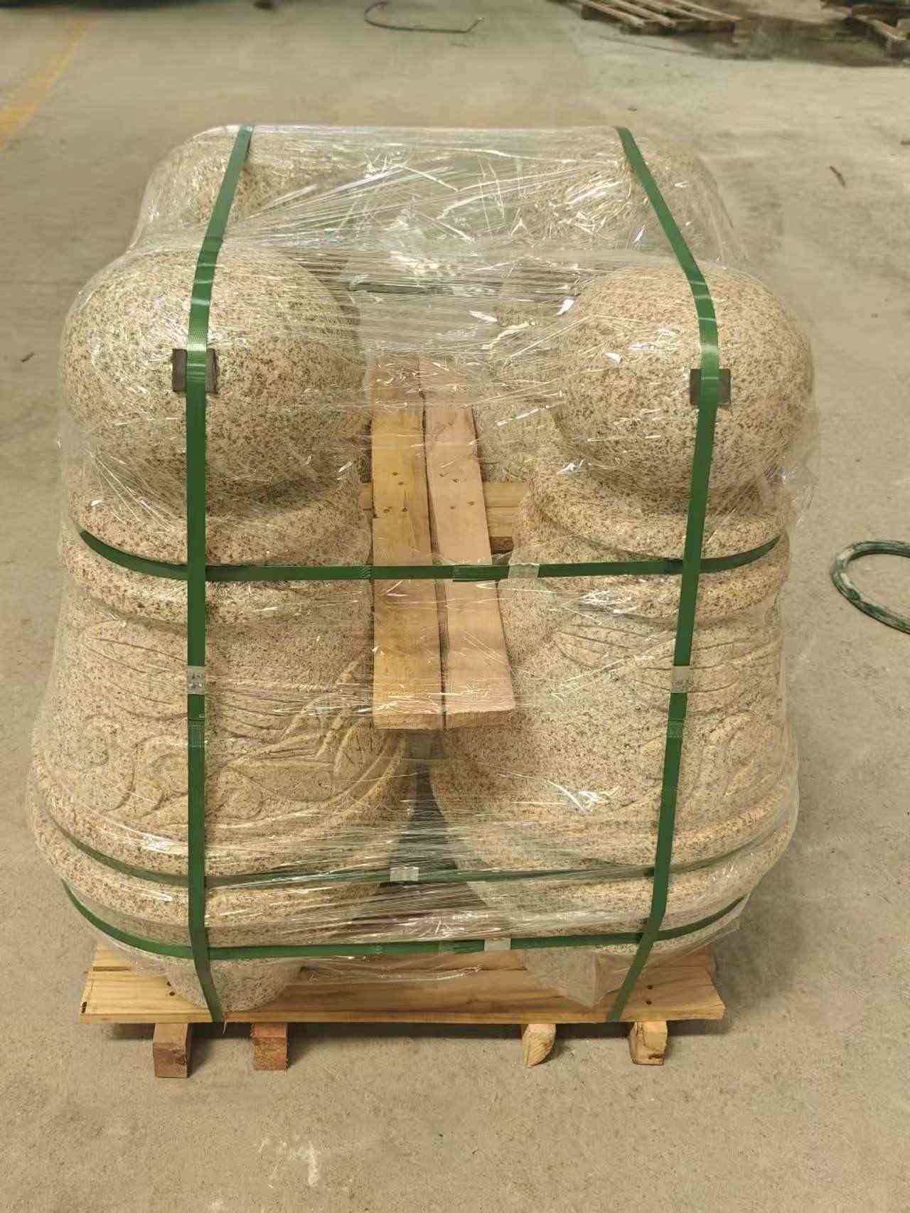 济南 黄金麻异形定制雕花——棒棒糖挡车柱