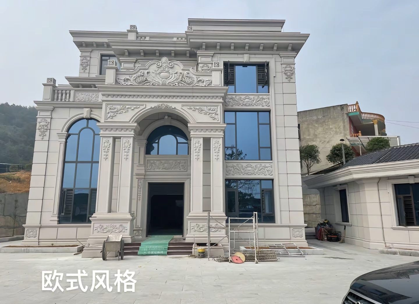 济南 白麻花岗岩别墅外墙干挂