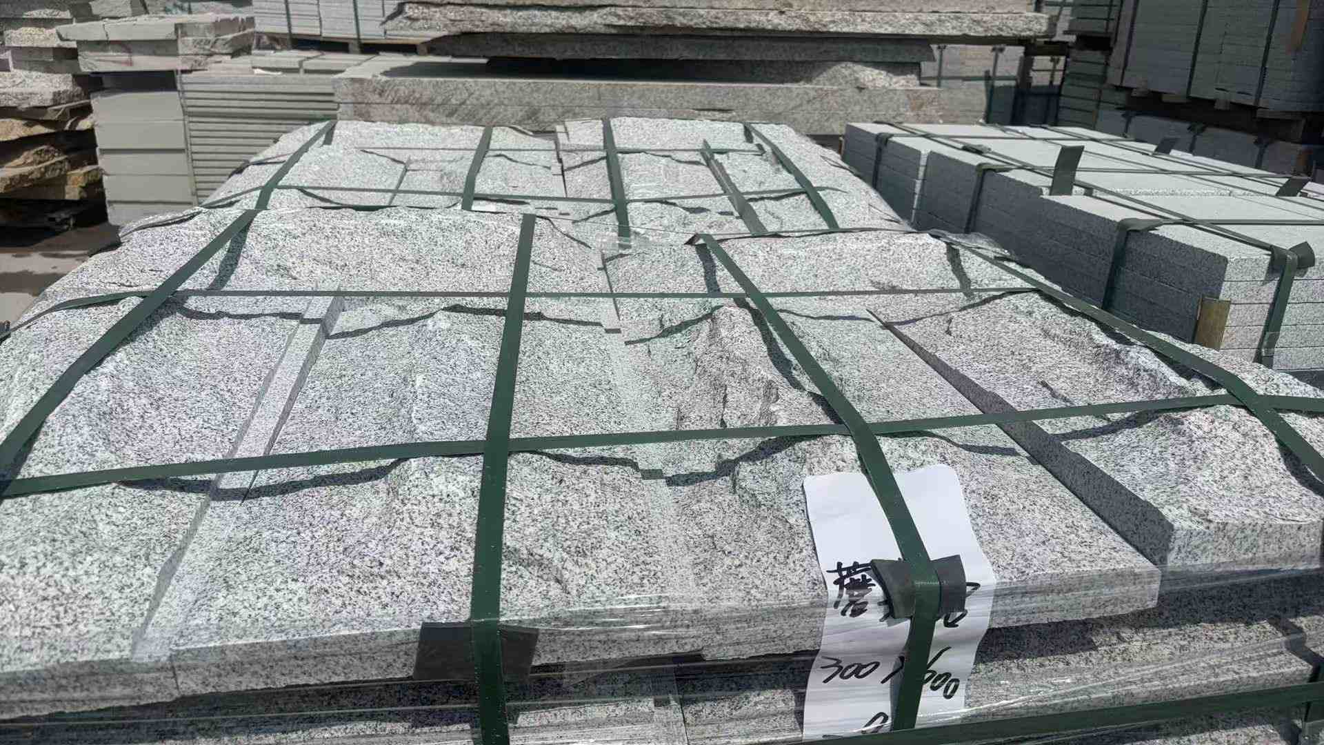 济南 芝麻白蘑菇石成品