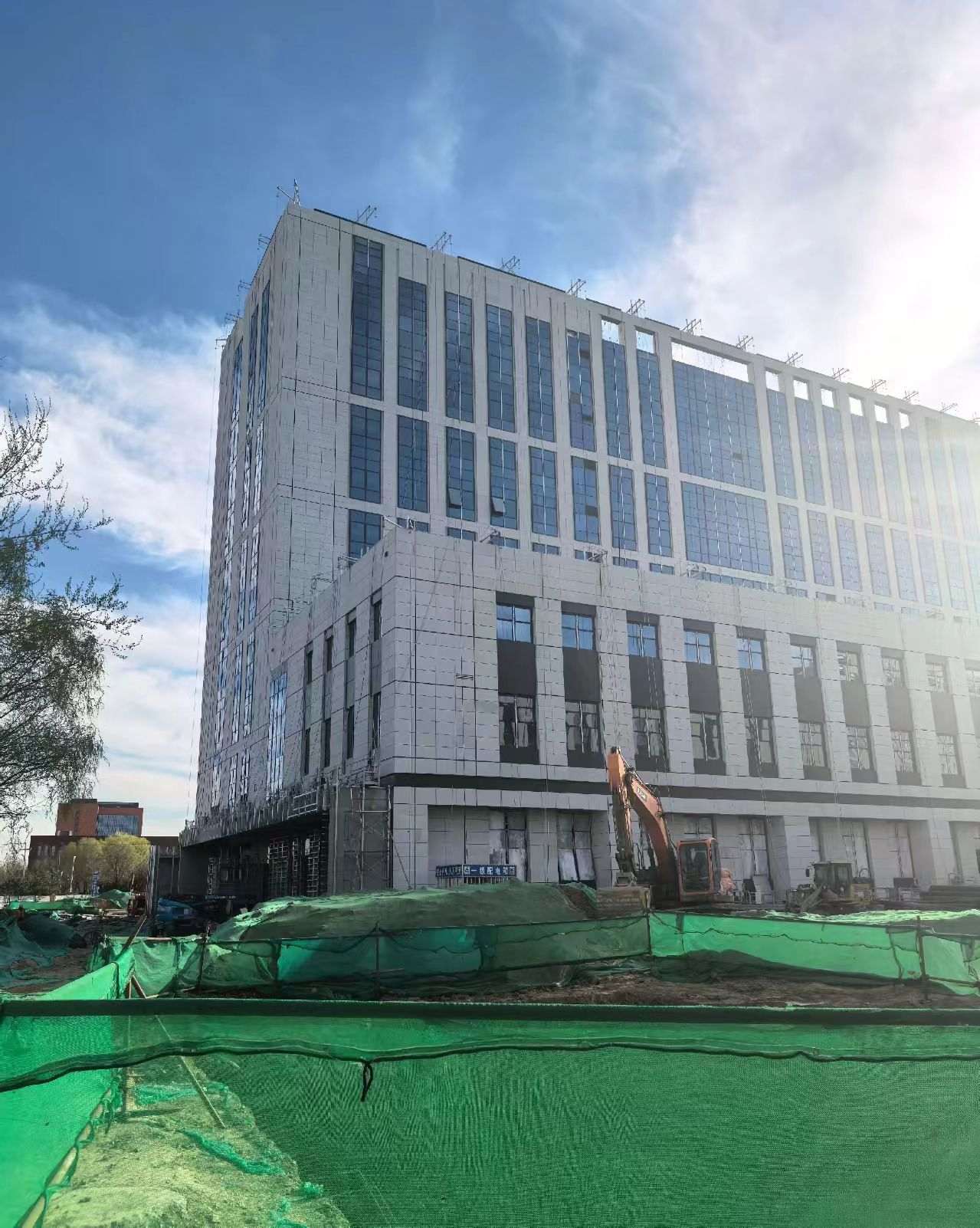 济南 白麻花岗岩石材外墙干挂