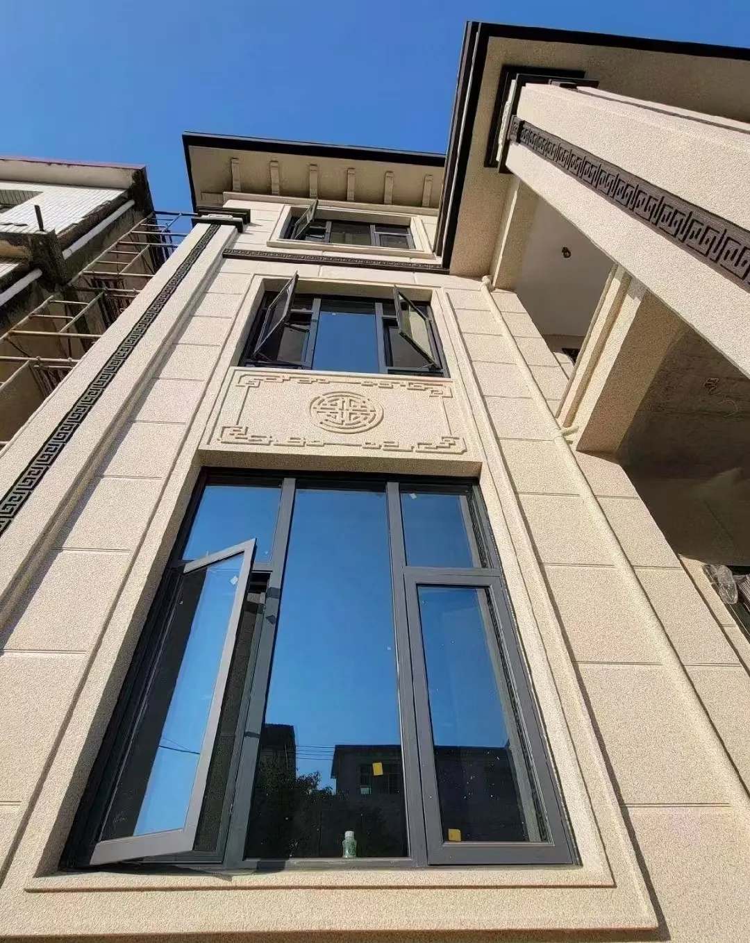 济南 黄金麻荔枝面别墅外墙干挂效果展示